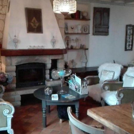 Bed and Breakfast Domaine Du Mont Scolan Montgardon Экстерьер фото